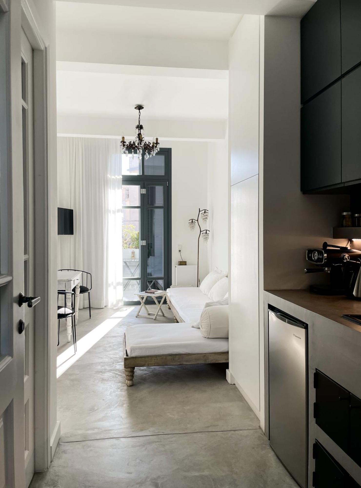 Susanna Apartments - Your Oasis In Athens Ano Petralona Atenas Exterior foto