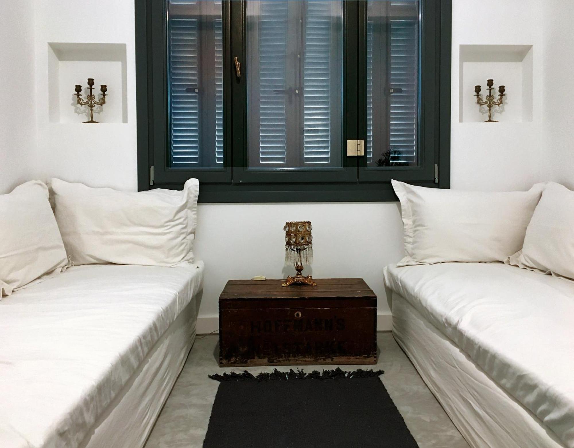 Susanna Apartments - Your Oasis In Athens Ano Petralona Atenas Exterior foto
